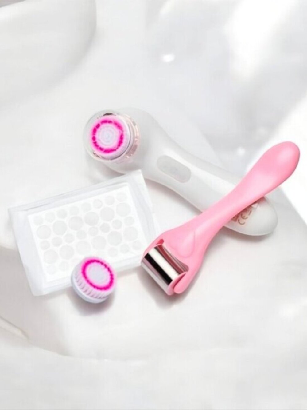 Catherine Malandrino ✦ Facial Set ✦ Cleansing Brush Ice Roller & Acne Dot NWT